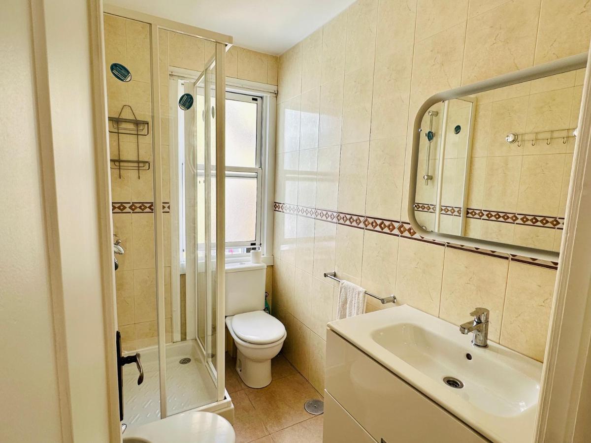 Ferienwohnung Nebrija Derecha A Coruña Exterior foto